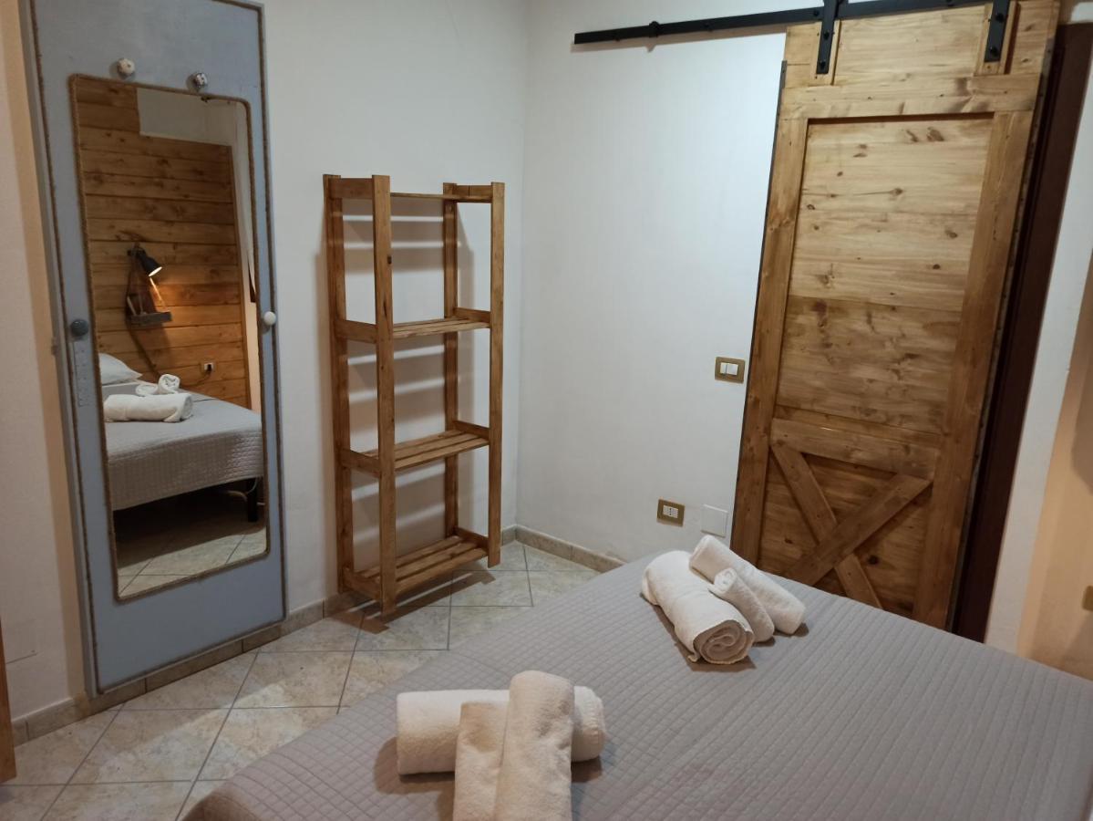La Casetta Nel Centro Cagliari Exteriör bild